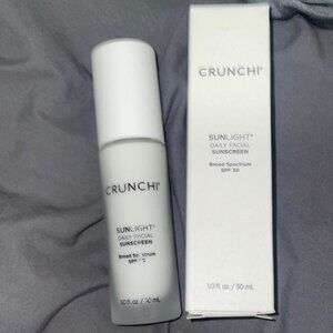 Crunchi Sunlight Facial sunscreen broad spectrum SPF 30